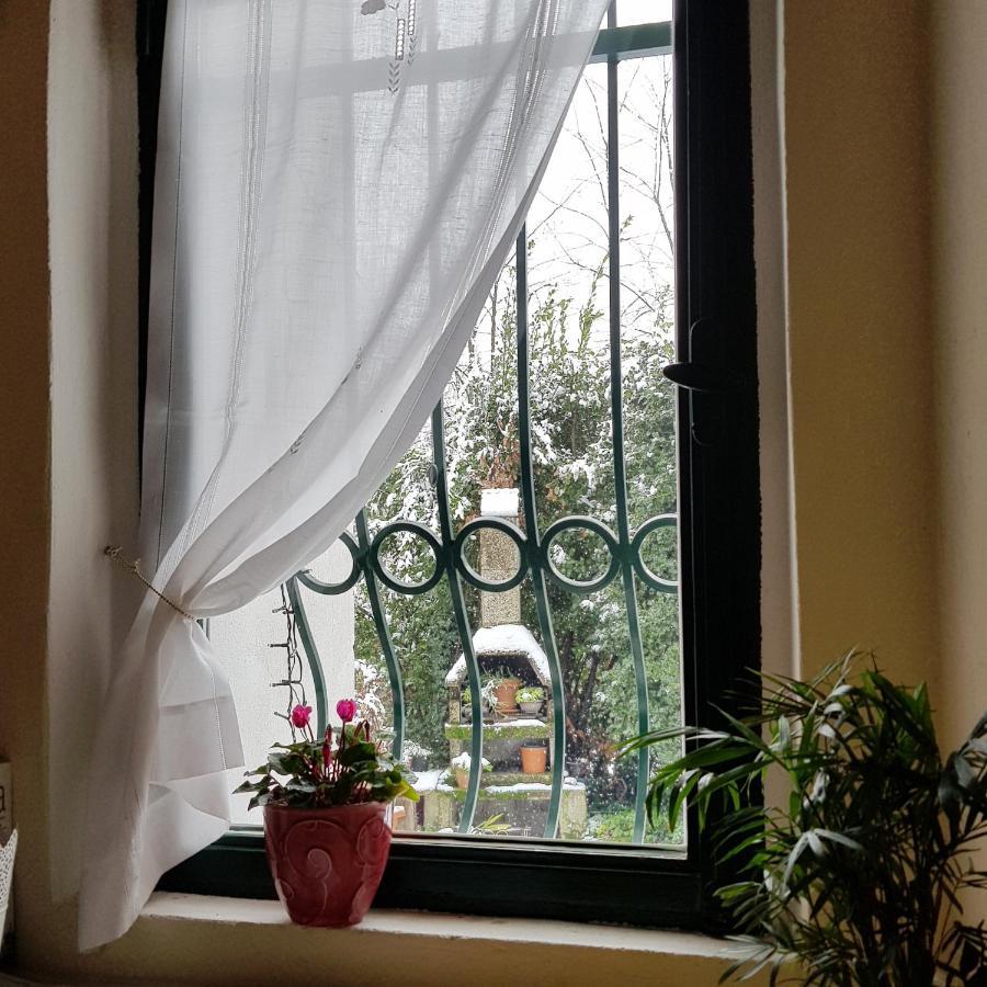 Bed and Breakfast Il Casolare Del Medio Olona Fagnano Olona Exterior foto