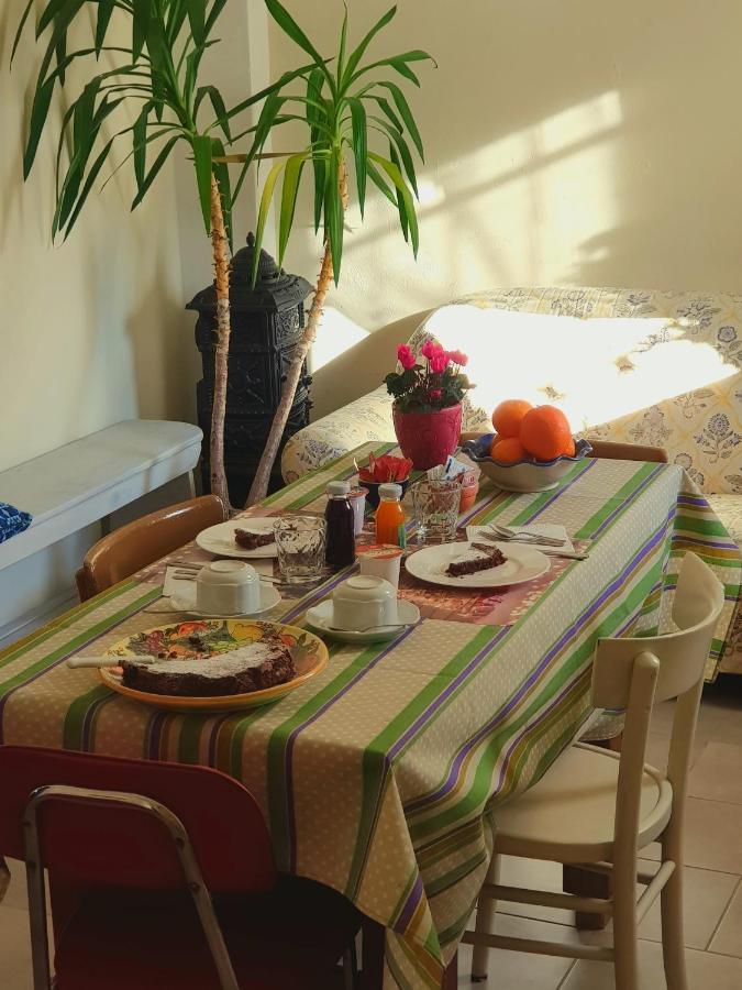 Bed and Breakfast Il Casolare Del Medio Olona Fagnano Olona Exterior foto