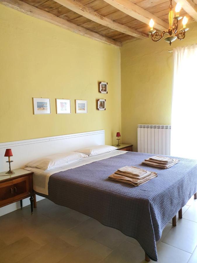 Bed and Breakfast Il Casolare Del Medio Olona Fagnano Olona Exterior foto